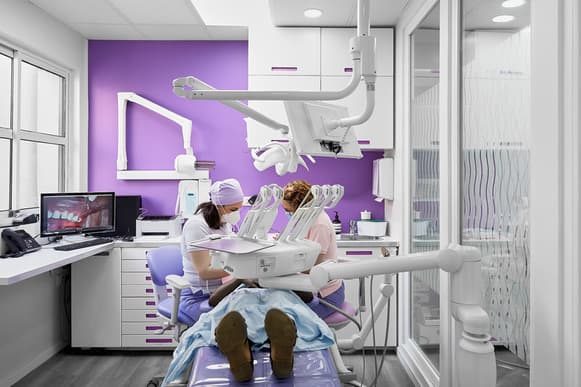 Recherche assistante dentaire en formation h/f