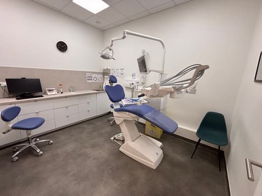 Recherche chirurgien dentiste  h/f