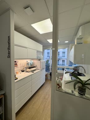 Recherche assitante dentaire lyon 6 h/f