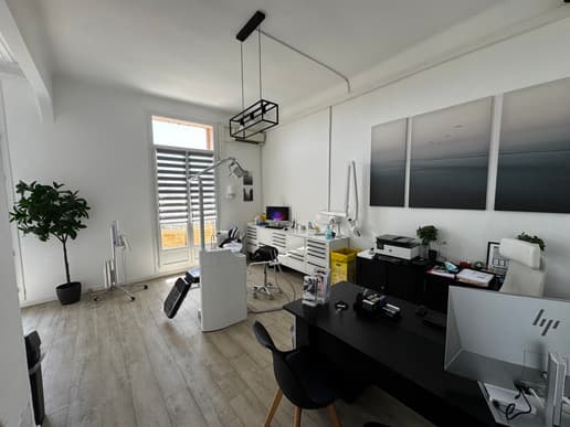 À vendre – cabinet dentaire avec murs – hyères centre-ville