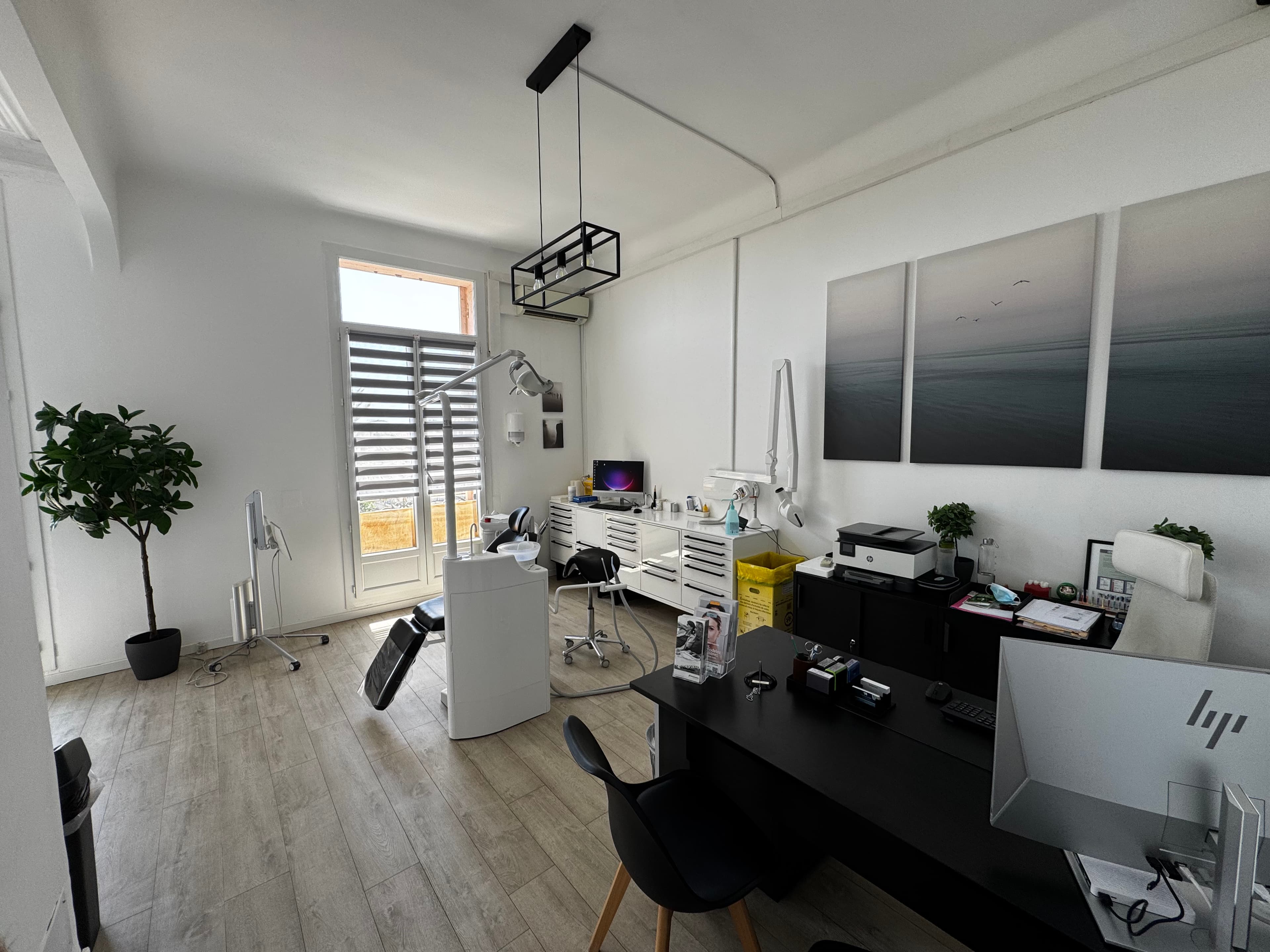 À vendre – Cabinet dentaire avec murs – Hyères centre-ville
