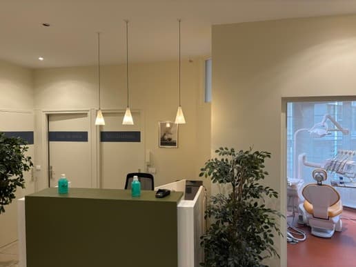 Vends cause départ retraite en janv 2027 cabinet dentaire