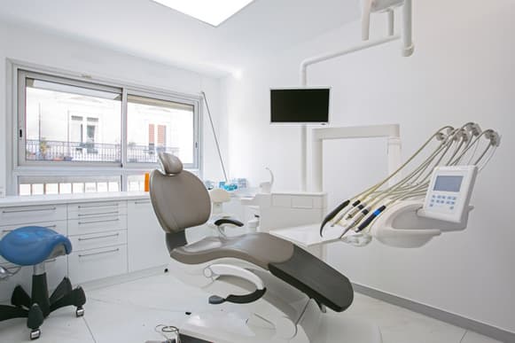 🦷 sydel · vincennes (94) – murs + fonds, 3 fauteuils · réf. 9402