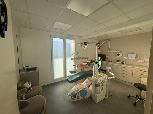 Pédodontiste / chirurgien-dentiste orienté pédo  h/f