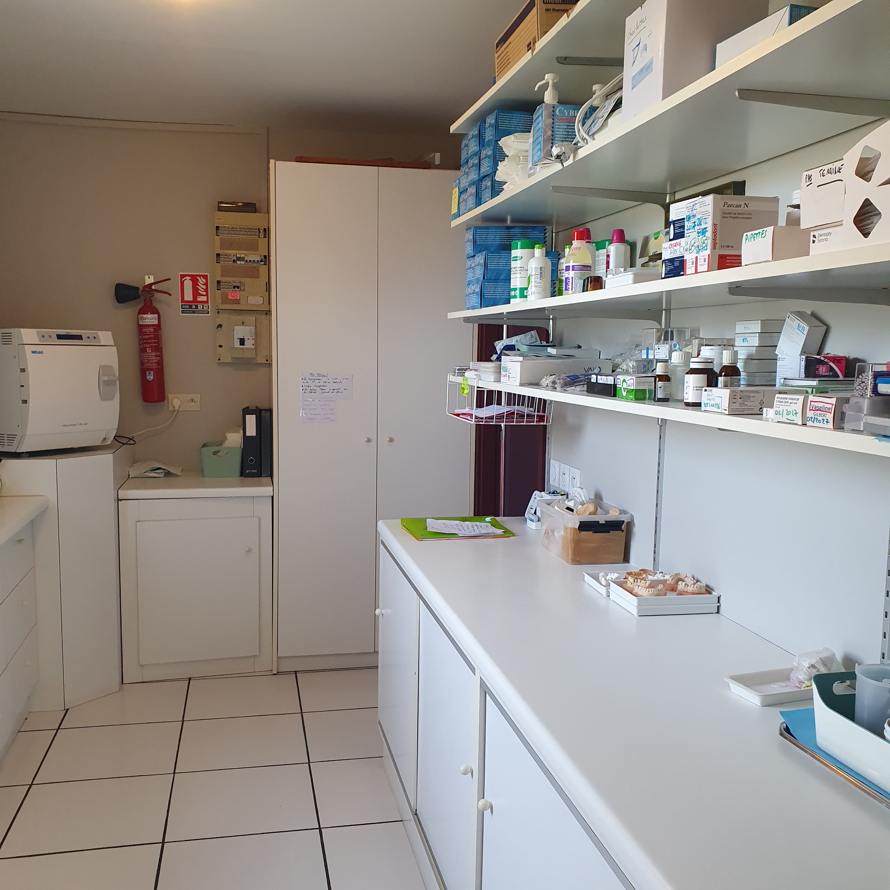 LOCAL PROFESSIONNEL