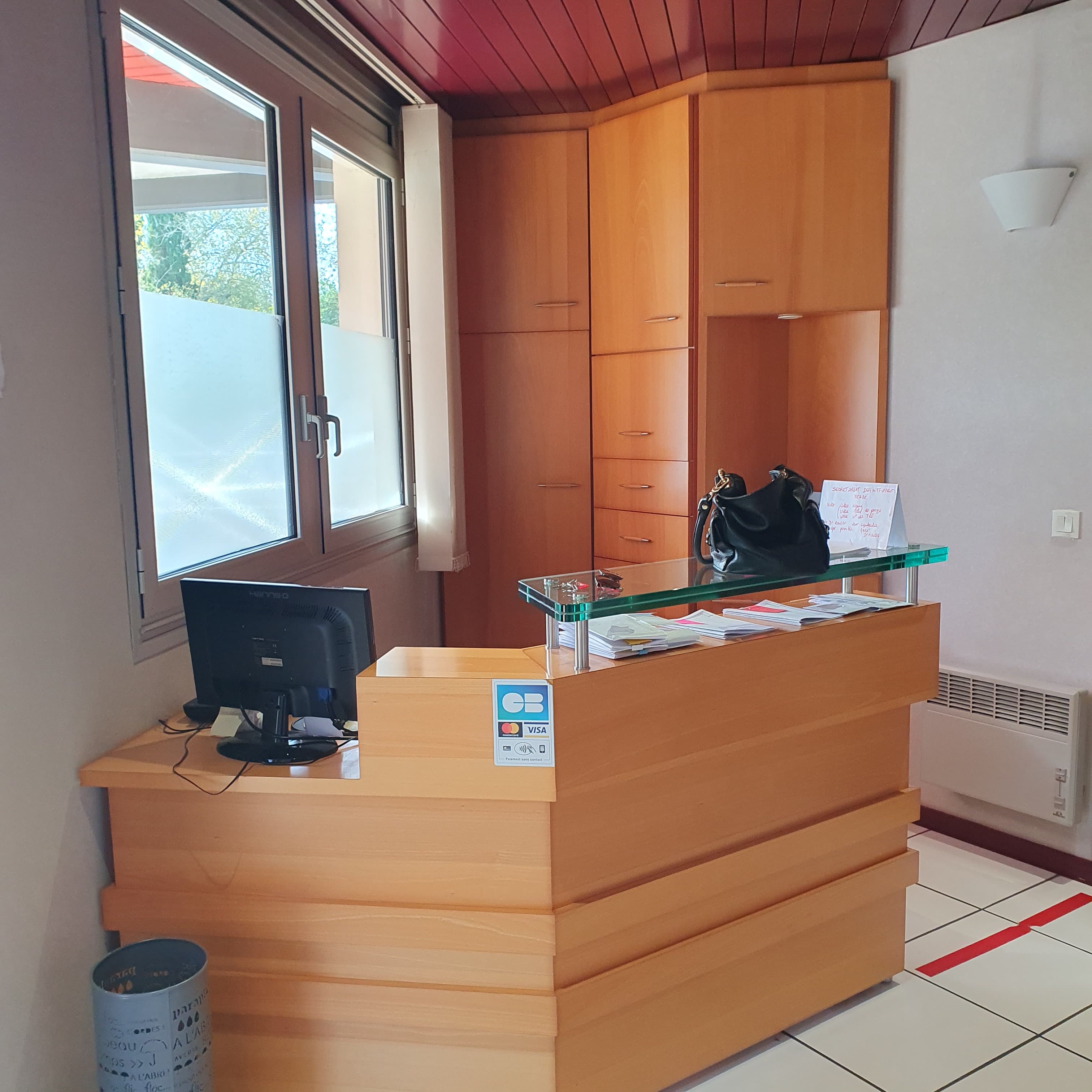 LOCAL PROFESSIONNEL