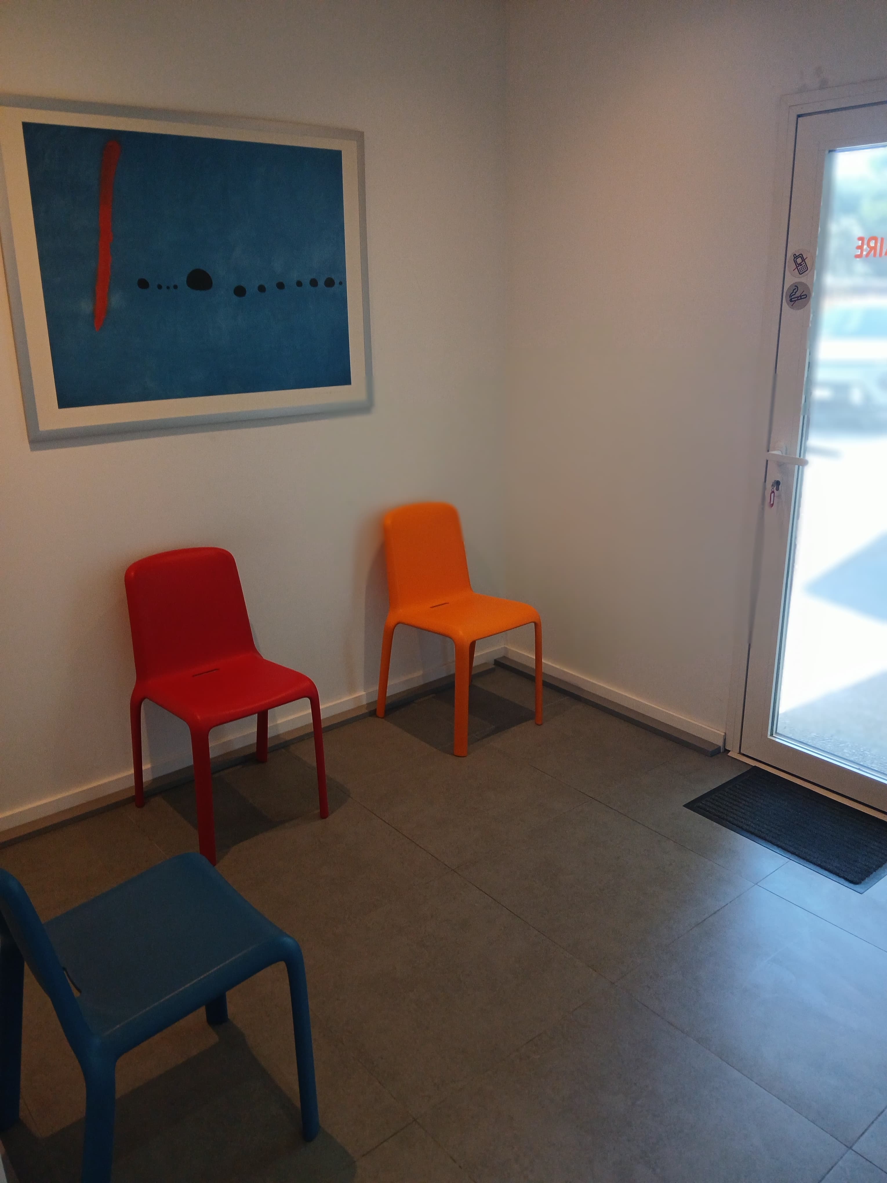 vente cabinet dentaire 83210  SOLLIES-PONT
