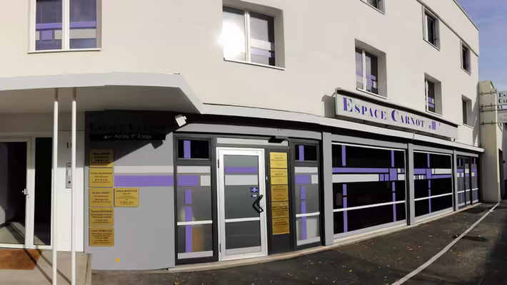 Plusieurs bureaux disponibles dans espace paramédical dynamique