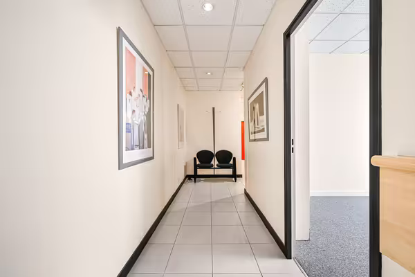 Cabinet de 11 m2 à louer dans un centre de santé pluridisciplinaire rénové de 175 m², situé en plein centre-ville de nogent-sur-marne