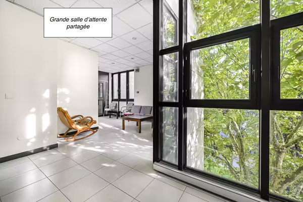 Cabinet de 11 m2 à louer dans un centre de santé pluridisciplinaire rénové de 175 m², situé en plein centre-ville de nogent-sur-marne