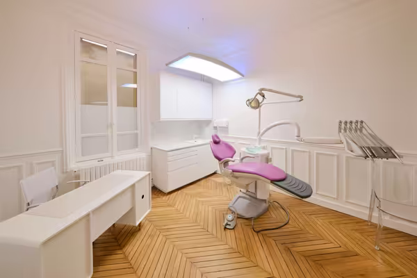 à louer – bureaux médicaux & dentaires de standing – paris 16e (étoile / victor hugo)