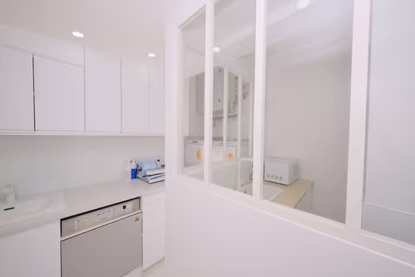 à louer – bureaux médicaux & dentaires de standing – paris 16e (étoile / victor hugo)
