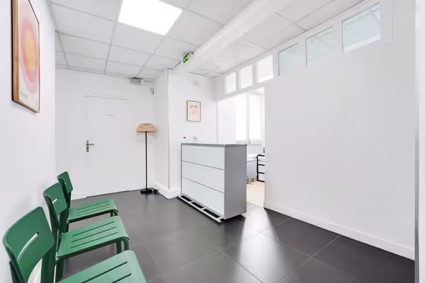 🏥 À VENDRE – Centre Médical Pluridisciplinaire à Garches