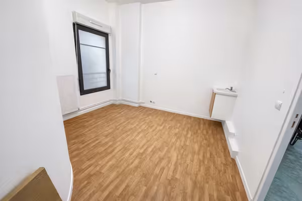 Box 12m2 refait à neuf