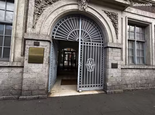 à louer cabinet vieux lille rue royale