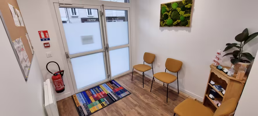 Salle 11.5m2 dans cabinet paramédical quartier st jacques / pirmil à nantes à partir du 01.04.2026