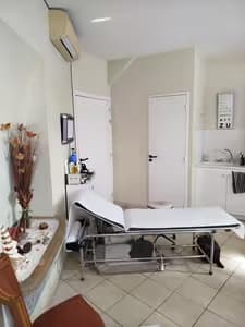 Médecin généraliste cherche successeur pour départ à la retraite - bail précaire