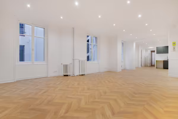 145m² à vendre rue de sèvres (duroc)