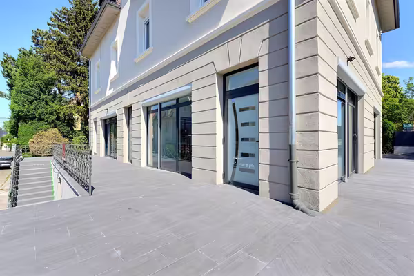 Alsace 68 - apt 5 pièces, 104 m2 avec terrasse de 90 m2. idéal activité libérale + habitation