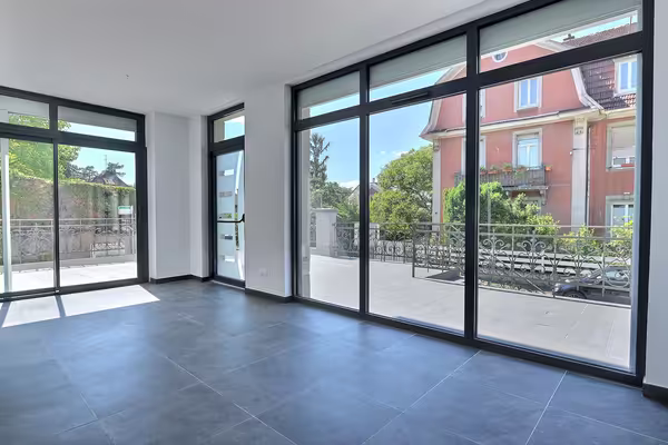 Alsace 68 - apt 5 pièces, 104 m2 avec terrasse de 90 m2. idéal activité libérale + habitation