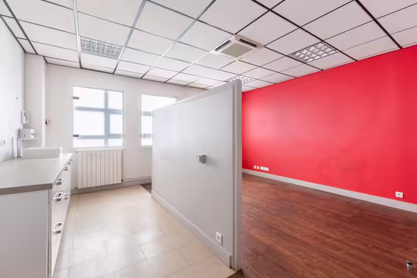 Cabinet médical Levallois - 84 m2 - 3 cabinets + salle d'attente
