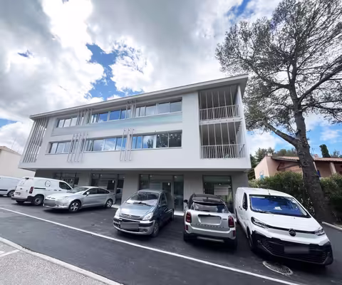 Locaux ERP à louer à St-Gély-du-Fesc - 1381304