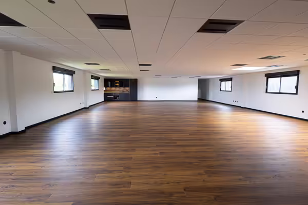 Local professionnel à vendre – 228 m² – bétheny (zone de la huselle)
