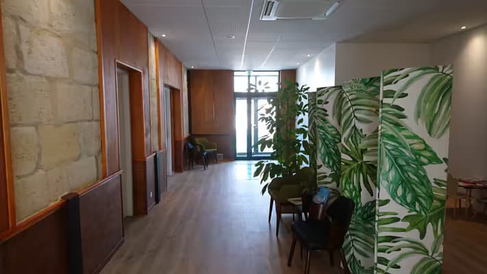 Loue bureau dans cabinet de groupe limite bordeaux / merignac