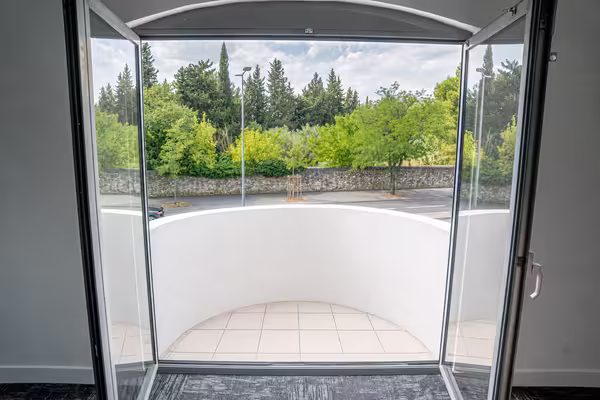 Cabinet médical disponible à aix-en-provence – 24,7 m² avec balcon privatif