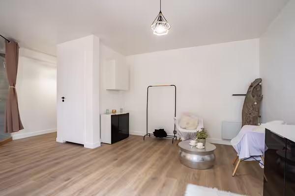 Le port-marly – local / studio 27 m² en rdc – idéal cabinet médical ou paramédical – accès pmr