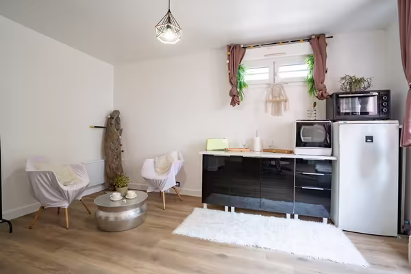 Le port-marly – local / studio 27 m² en rdc – idéal cabinet médical ou paramédical – accès pmr