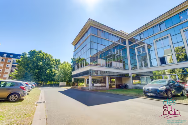 Vente d'un cabinet de 72 m² + 3 parkings – versailles, proche gare versailles-chantiers – vente directe propriétaire