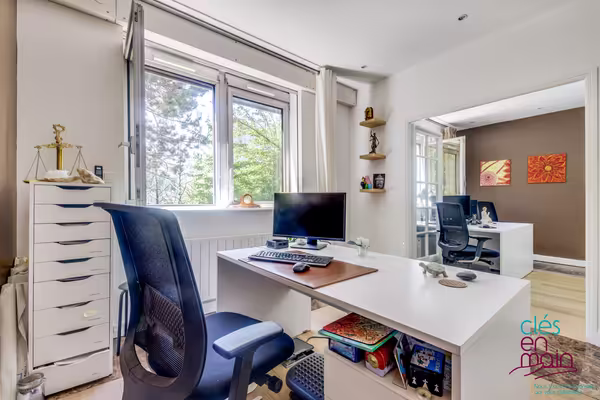 Vente d'un cabinet de 72 m² + 3 parkings – versailles, proche gare versailles-chantiers – vente directe propriétaire