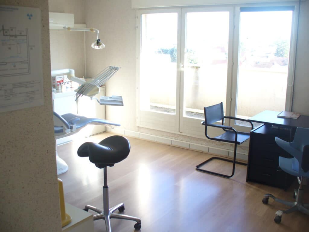 CABINET  GRATUIT